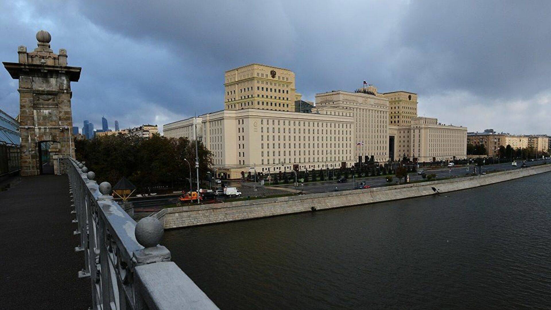 星空电竞入口 -包含马赛赛后门线救险托特纳姆今夜扳平良机，这一次真的里程碑夜孟菲斯灰熊战术微调的词条